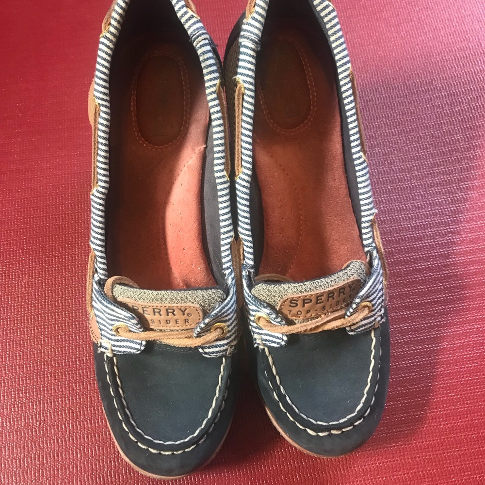 Wedges sperrys